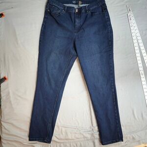 DG2 by Diane Gilman Jeans Women's Size 16 Dark Wash Denim Casual